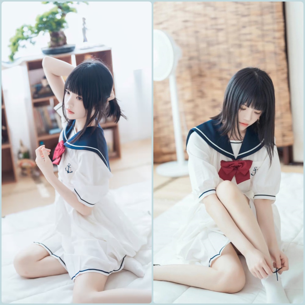 桜桃喵穿着白色蕾丝内衣，跪在床单上，展现完美身材曲线的全身照